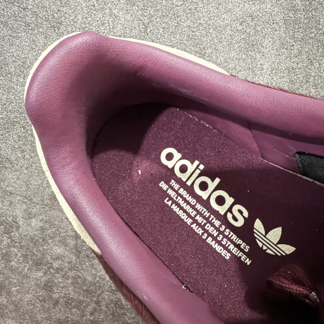 图片[7]-【CG纯原】市面最顶级品质没有之一！ 此版鞋身全部采用进口原厂头层皮 原厂头层 区分市面偷工减料！ Adidas Originals Samba 桑巴德训鞋 红色马毛 原版原楦原材，99.999%还原度 鞋带都是原厂的，系鞋带的方式都同步ZP！ 货号：JP5330 尺码：36 36.5 37 38 38.5 39 40 40.5 41 42 42.5 43 44 44.5 45-选品中心