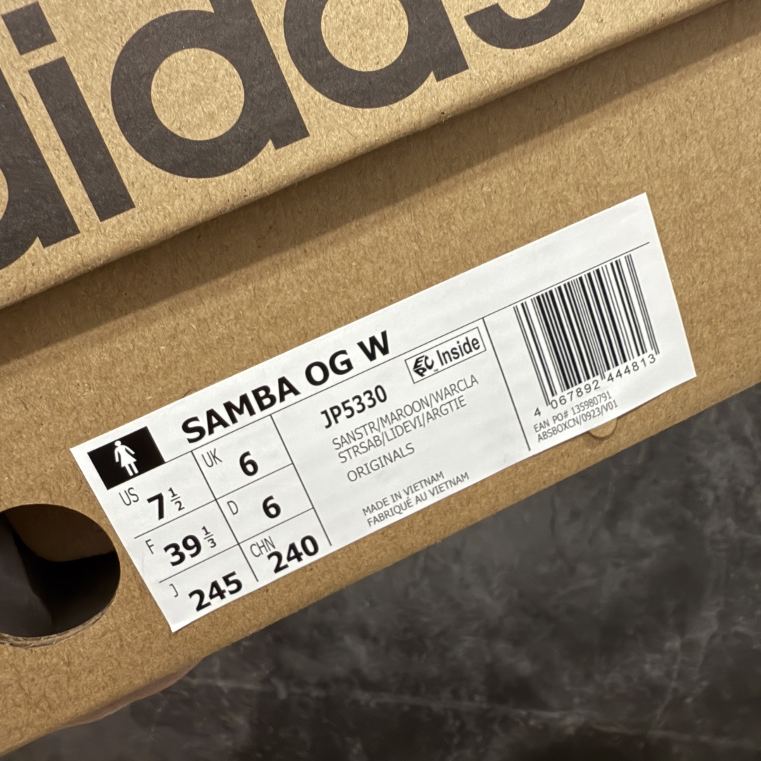 图片[9]-【CG纯原】市面最顶级品质没有之一！ 此版鞋身全部采用进口原厂头层皮 原厂头层 区分市面偷工减料！ Adidas Originals Samba 桑巴德训鞋 红色马毛 原版原楦原材，99.999%还原度 鞋带都是原厂的，系鞋带的方式都同步ZP！ 货号：JP5330 尺码：36 36.5 37 38 38.5 39 40 40.5 41 42 42.5 43 44 44.5 45-选品中心