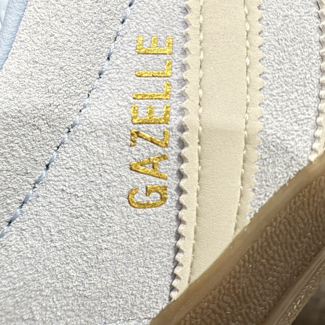 图片[3]-【渠道纯原版】AD Gazelle Indoor Trainers 羚羊内训系列低帮复古百搭休闲运动德训风板鞋 蓝白 JI2717 市场最高版本 完美还原zp细节，注意区别市场任何版本，完全不是一路货色‼️ 全鞋原材料打造，无任何色差，正确鞋型，后跟港宝材料定型，正确微透生胶大底，反口内里头层细腻小牛皮，纸板中底 鞋垫背胶，侧面正确烫金压印字母，所有细节完美还原‼️ 尺码：35 36 36.5 37 38 38.5 39 40 40.5 41 42 42.5 43 44 44.5 45-选品中心