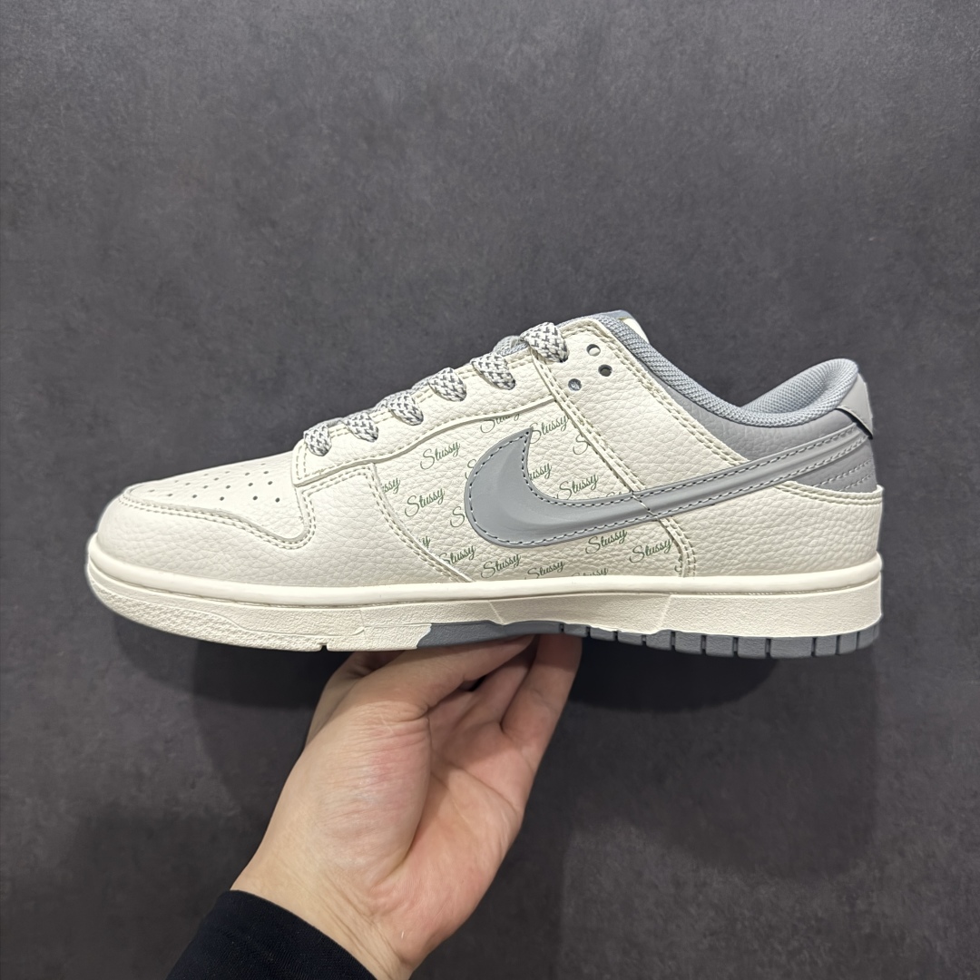 280  【定制版】Nike SB Dunk Low 斯图西联名 立体灰勾  低帮休闲板鞋  XS6089-540