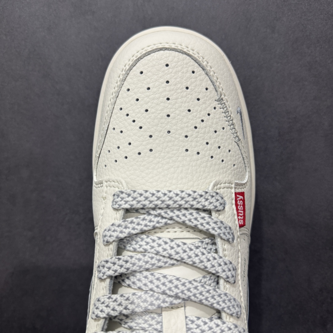 280  【定制版】Nike SB Dunk Low 斯图西联名 立体灰勾  低帮休闲板鞋  XS6089-540