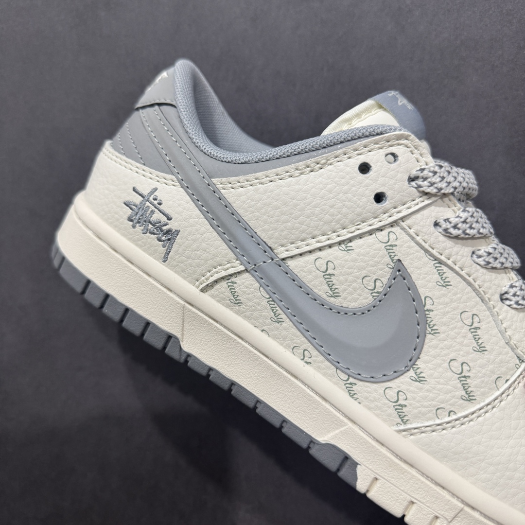 280  【定制版】Nike SB Dunk Low 斯图西联名 立体灰勾  低帮休闲板鞋  XS6089-540