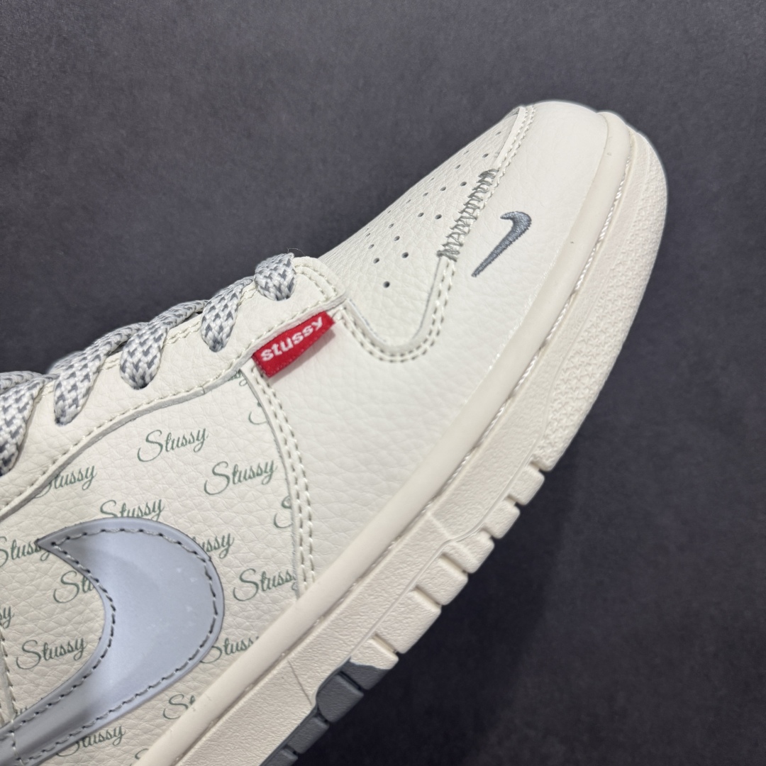 280  【定制版】Nike SB Dunk Low 斯图西联名 立体灰勾  低帮休闲板鞋  XS6089-540