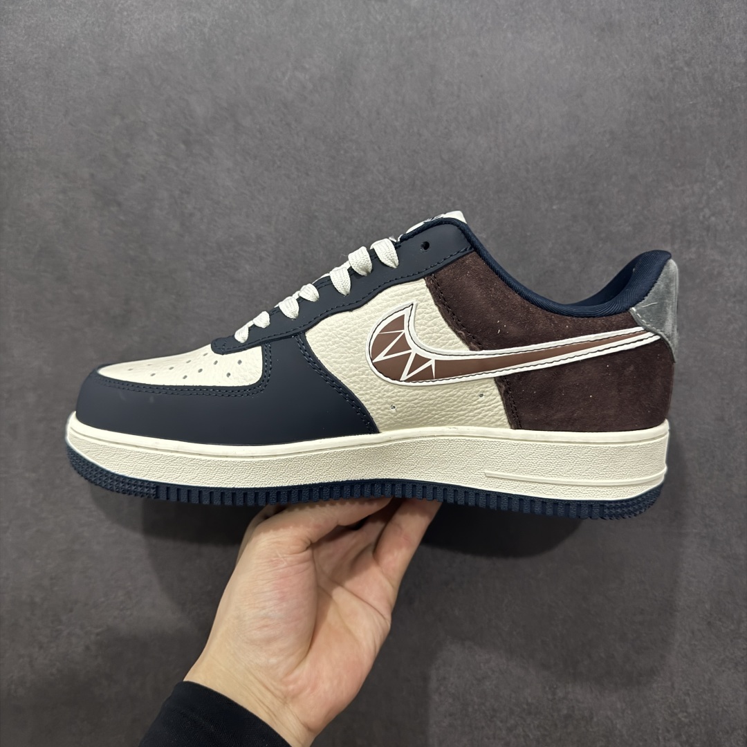 260  【定制版】海外限量发售NIke Air Force 1 '07 Low “斯图西联名——白蓝巧克力”空军一号 低帮 KK1988-061