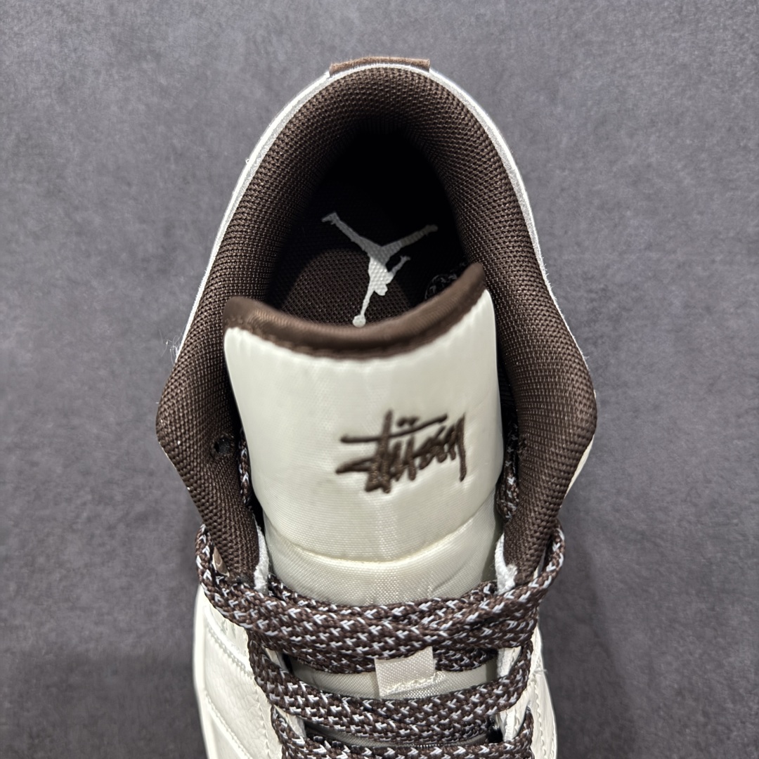 260  【定制版】Air Jordan 1 Retro Low x Stussy 白棕小钩  XS6086-015
