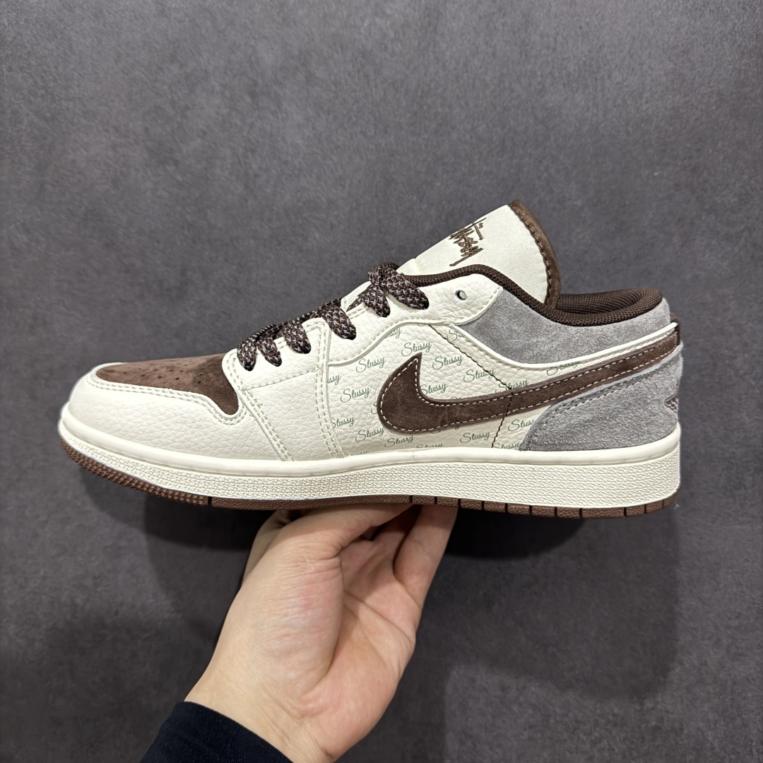 260  【定制版】Air Jordan 1 Retro Low x Stussy 白棕小钩  XS6086-015