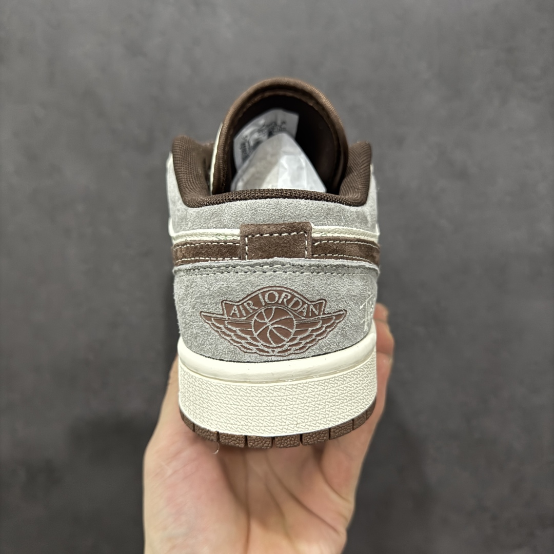 260  【定制版】Air Jordan 1 Retro Low x Stussy 白棕小钩  XS6086-015