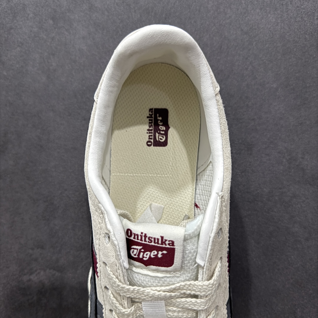 图片[7]-【公司级】亚瑟士/鬼冢虎 Onitsuka Tiger Tokuten复古跑鞋街拍潮鞋低帮板鞋经典款德训中性复古运动鞋 轻盈舒适，时尚与复古与一体！轻盈的款式，适合夏天~简单的设定配合修长的线条，全鞋身均以麖皮打造，散发着日本新一代的潮流品味，无论配衬任何造型都能胜任。 Tokuten 精神来自80年代的室内用鞋，T-TOE前足补强设计，环状中底底部结构，橡胶大底元素，防滑耐磨的同时保持着鞋子的轻盈,并提供良好牵引力，脚感柔软舒适，长时间行走也不会觉得脚部不适。经典复刻款，休闲百搭，中性款男女都可穿。 尺码：36 37 37.5 38 39 39.5 40 41.5 42 42.5 43 44 45-选品中心