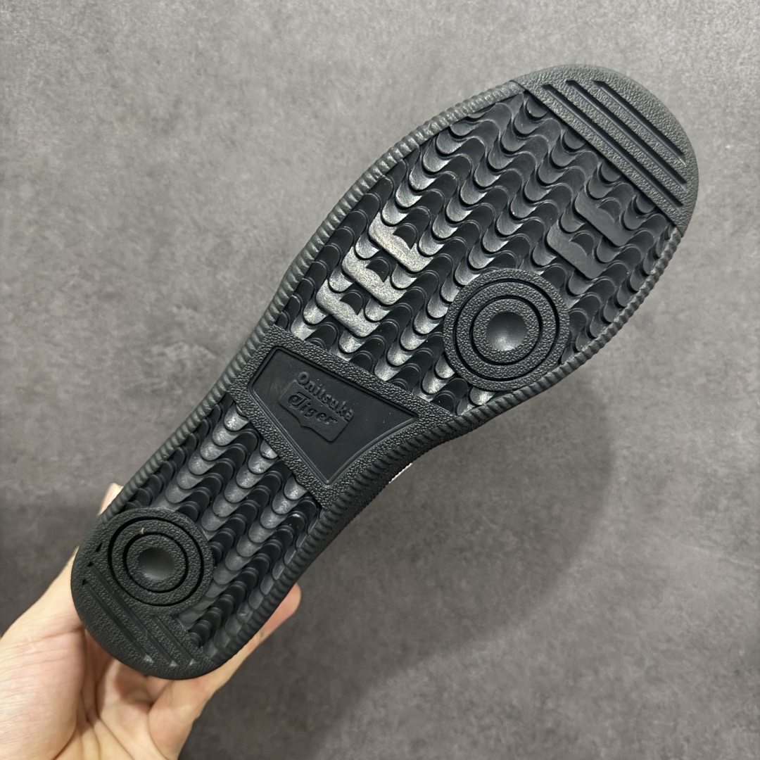 图片[9]-【公司级】亚瑟士/鬼冢虎 Onitsuka Tiger Tokuten复古跑鞋街拍潮鞋低帮板鞋经典款德训中性复古运动鞋 轻盈舒适，时尚与复古与一体！轻盈的款式，适合夏天~简单的设定配合修长的线条，全鞋身均以麖皮打造，散发着日本新一代的潮流品味，无论配衬任何造型都能胜任。 Tokuten 精神来自80年代的室内用鞋，T-TOE前足补强设计，环状中底底部结构，橡胶大底元素，防滑耐磨的同时保持着鞋子的轻盈,并提供良好牵引力，脚感柔软舒适，长时间行走也不会觉得脚部不适。经典复刻款，休闲百搭，中性款男女都可穿。 尺码：36 37 37.5 38 39 39.5 40 41.5 42 42.5 43 44 45-选品中心