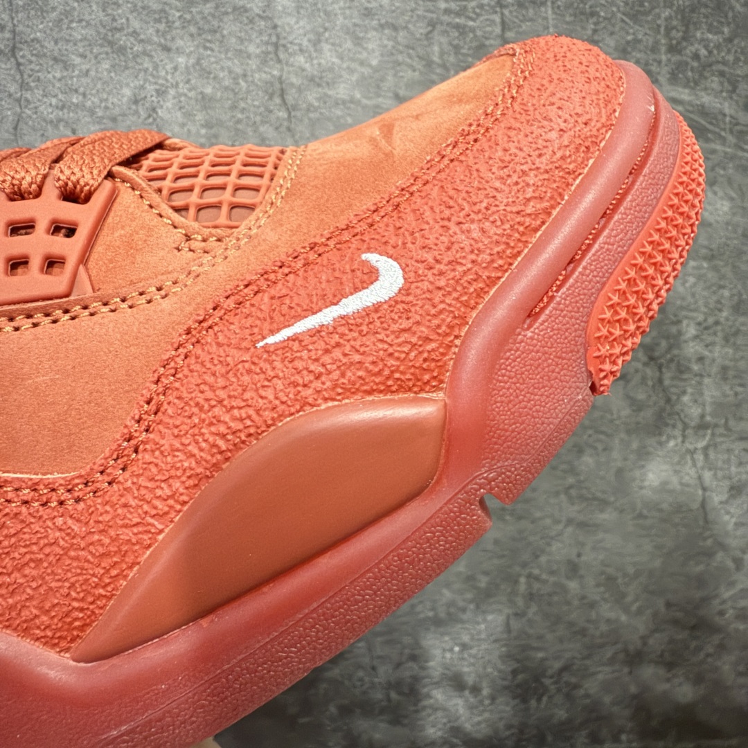图片[5]-【LN纯原版】Nigel Sylvester x Air Jordan AJ4 “Brick by Brick” 联名红砖 货号：HF4340-800 全新批次 重点区分市面 正确细节 GX原数据精心打造 原厂材质 超弹硅胶材质 内层不织布补强 补强为硅胶提供更强耐久性 避免断裂 圈内最强四代 独家外贸特供尺码含 45.5 49.5 50.5 耗时半年巨作 全套原纸板楦头开发 原厂特供皮料加持 确保原汁原味 完美呈现四代版型 一比一鞋头弧度高度鞋身弧度 数据细节工艺流程均保持原鞋一致 原厂TPU网格鞋带扣 正确内里网布 菱角分明不变形无多余毛边 柔软性质感一致于原鞋 市场唯一原厂鞋扣模具 背面可见隐藏注塑口 原厂织唛标 原厂飞人电绣工艺 尾指中部跳三针 独家绑鞋带手法 印刷中底布 四线拉帮 米色美纹纸贴合固定 进口港宝加持 后跟自然饱满 全鞋荧光划线卡点 追求极致完美 每一双都是工艺品 多重QC质检 超越公司货的品控标准 实实在在的免检产品 …… 以纽约市标志性的红砖为主题，这也是 Nigel 致敬家乡的方式，象征了他 BMX 事业的起点。整体鞋款有着醒目的橙红色调，多种皮革材质的应用又带来丰富的视觉层次，细腻的质感拼合，凸显了这双鞋不同于常规的身份。除了鞋头带有一个小小的 Swoosh 外，这双鞋还将后跟巧妙的改成了 BIKE AIR，为 Air Jordan 4 经典鞋型加入了新的元素，让熟悉这个鞋型的玩家有更为新鲜的视觉体验。同时，从官图可以看出，AJ4 标志性的透气网格下，暗藏 3M 反光设定，弱光环境中也能释放出高亮警示，对于骑行来说也是必备的安全举措。鞋盒封绘也采用红装图案诠释，进一步回应主题。 尺码：40 40.5 41 42 42.5 43 44 44.5 45 46 47.5 48.5-选品中心