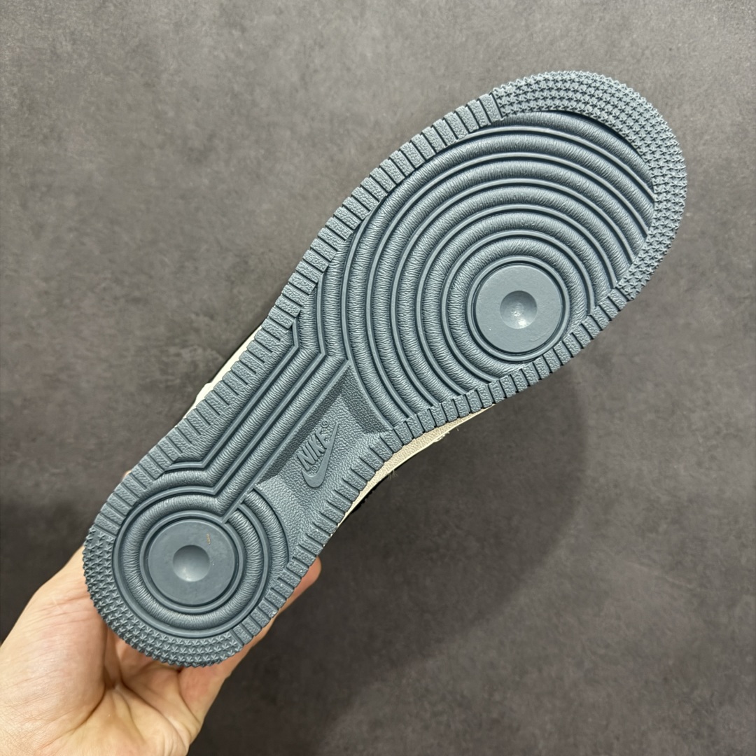 260  【定制版】海外限量发售NIke Air Force 1 '07 Low “斯图西联名——灰底黑勾”空军一号 低帮 运动鞋    XZ6188-761