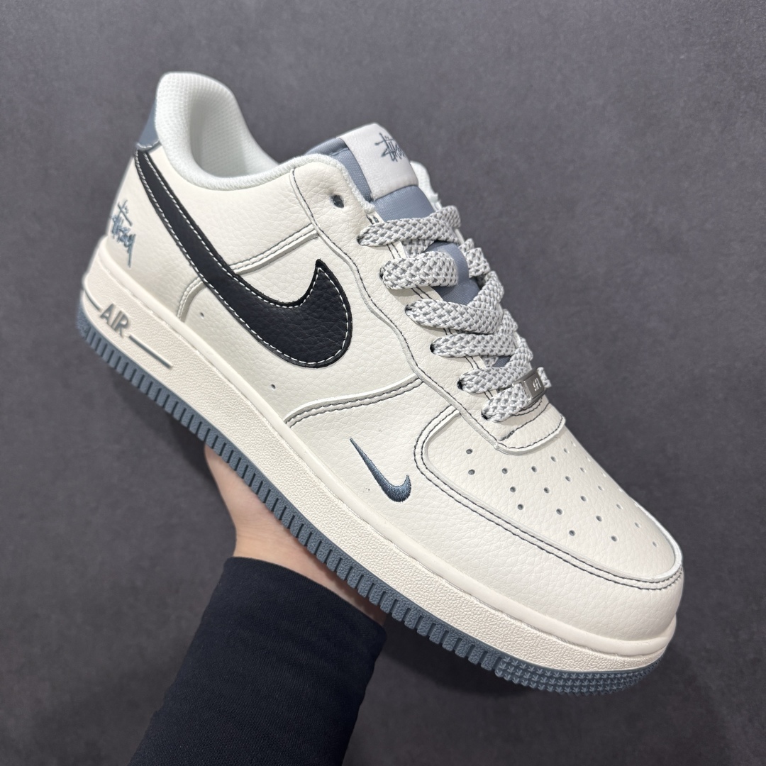 260  【定制版】海外限量发售NIke Air Force 1 '07 Low “斯图西联名——灰底黑勾”空军一号 低帮 运动鞋    XZ6188-761