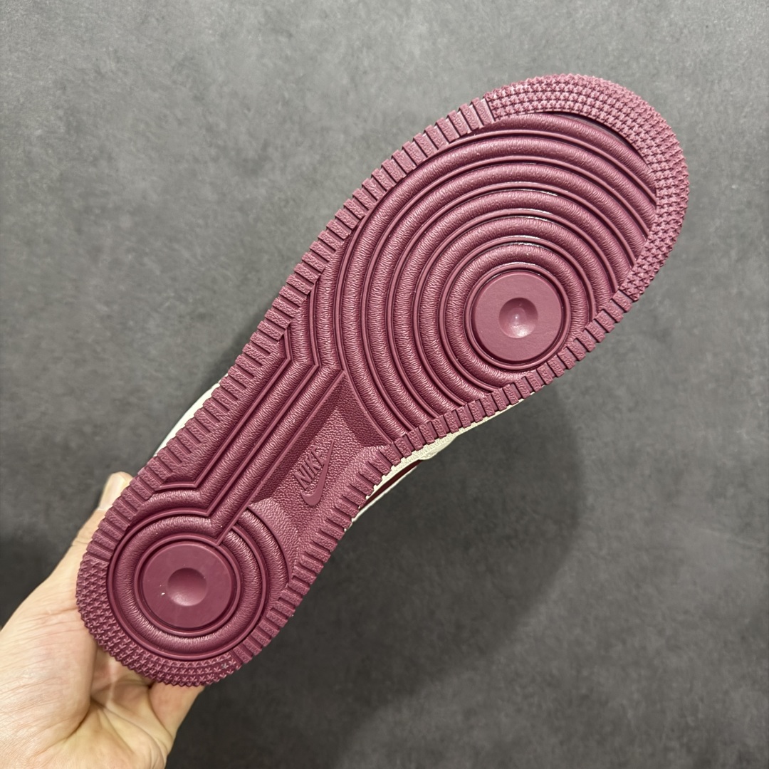 NIke Air Force 1 '07 Low “Supreme联名——米酒红”空军一号 低帮 运动鞋 休闲鞋 KK1988-070