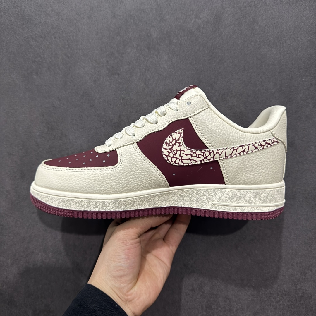 NIke Air Force 1 '07 Low “Supreme联名——米酒红”空军一号 低帮 运动鞋 休闲鞋 KK1988-070