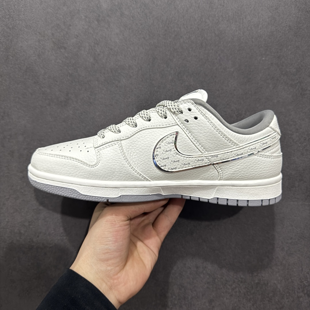 【定制版】Nike SB Dunk Low 斯图西系列 字幕白勾 周年高端定制 低帮休闲板鞋 CS1688-103