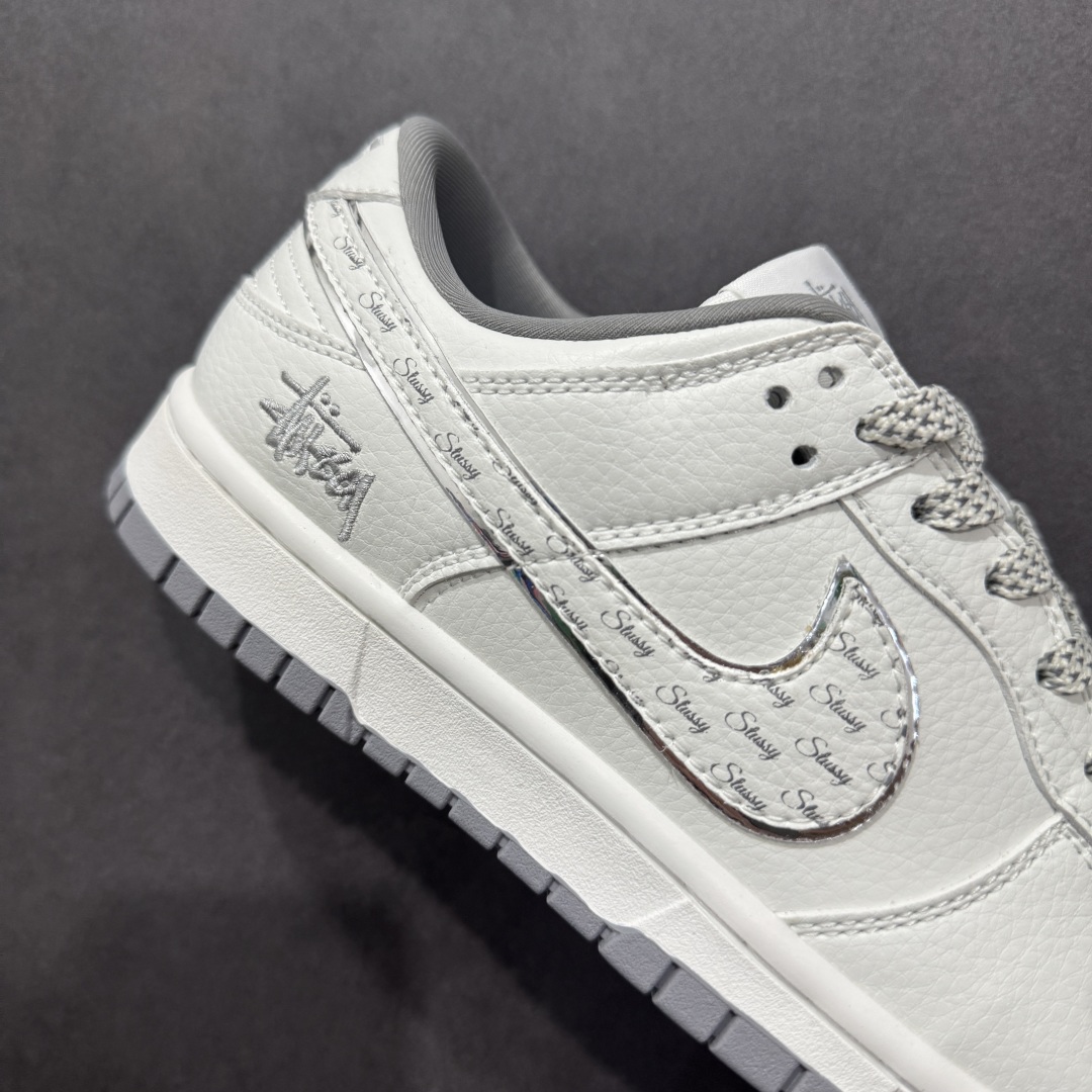 【定制版】Nike SB Dunk Low 斯图西系列 字幕白勾 周年高端定制 低帮休闲板鞋 CS1688-103