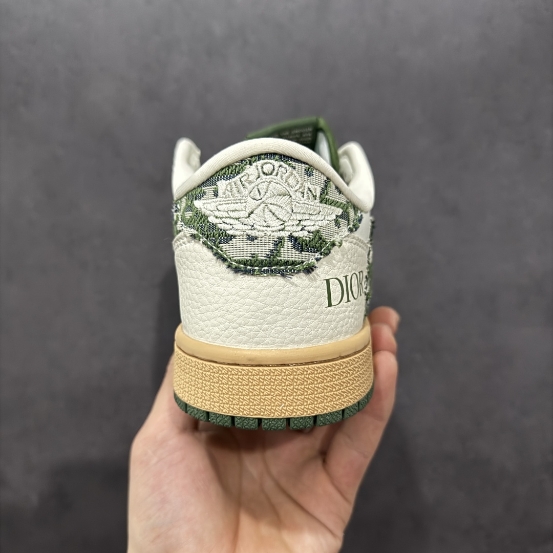 280  【定制版】Fragment x Travis Scott x Dior Air Jordan 1 Low 三方联名倒钩 XS2024-010