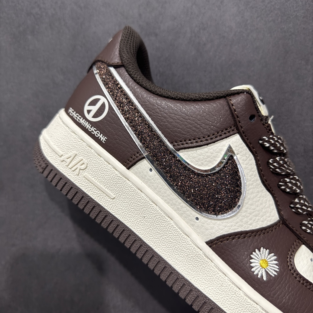 240   【定制版】Nike Air Force 1 Low 小雏菊联名  QY6818-613