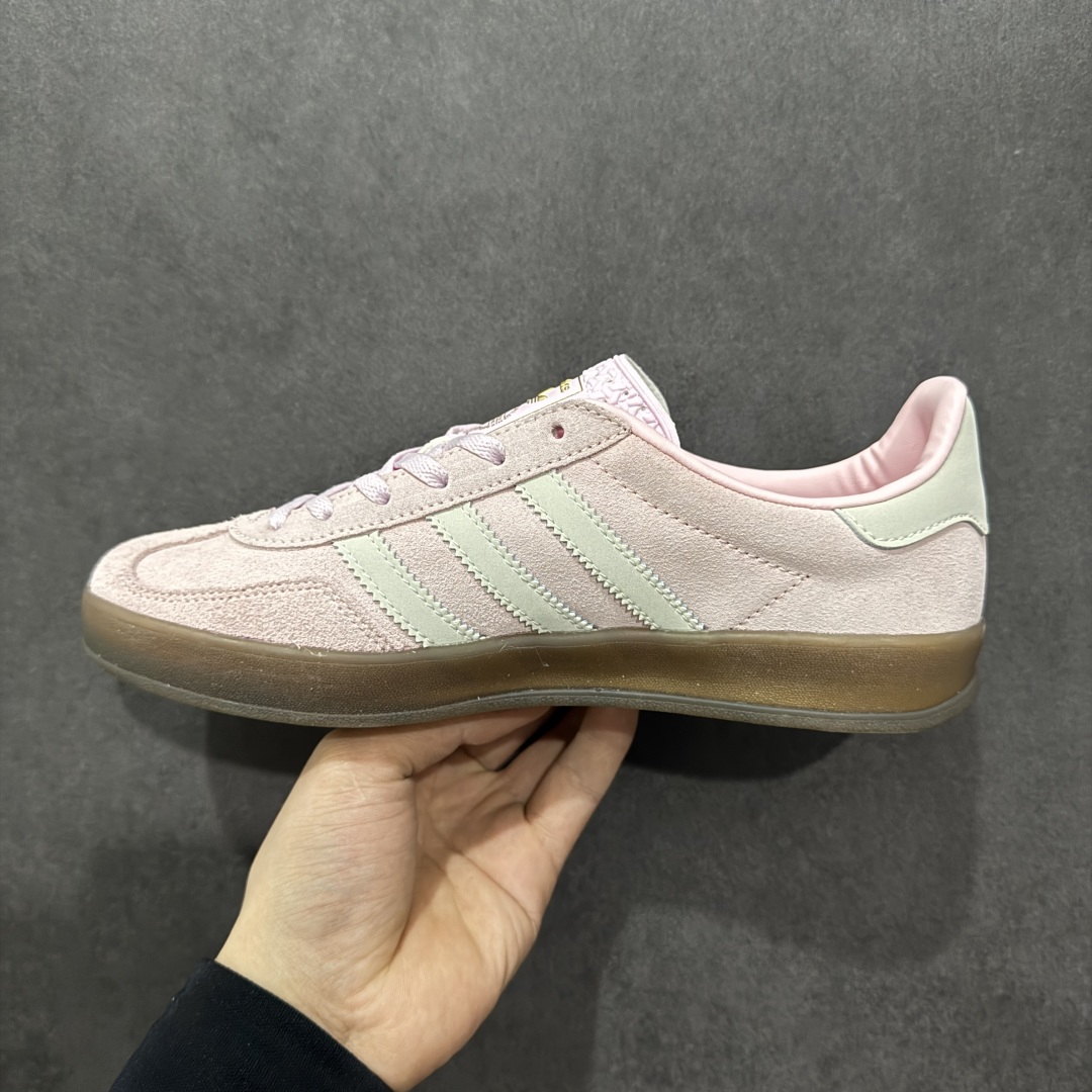 170  【正确版】阿迪达斯Adidas Gazelle Indoor Trainers 羚羊内训系列低帮复古德训风百搭休闲运动板鞋 粉白 JI2716