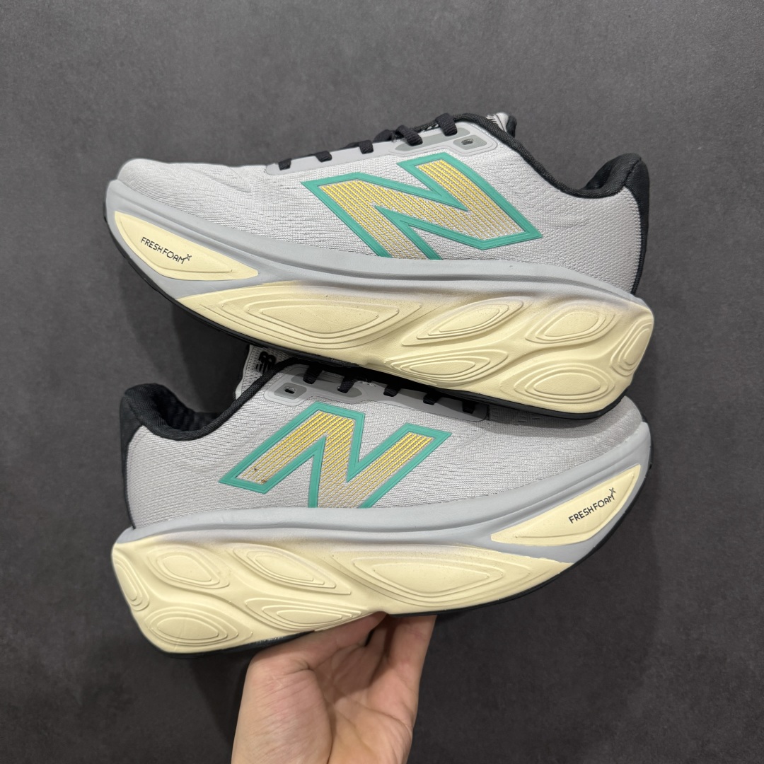 210  【纯原版】New Balance NB Fresh Foam  Evoz V5 舒适耐磨低帮跑步鞋  MMORCG5