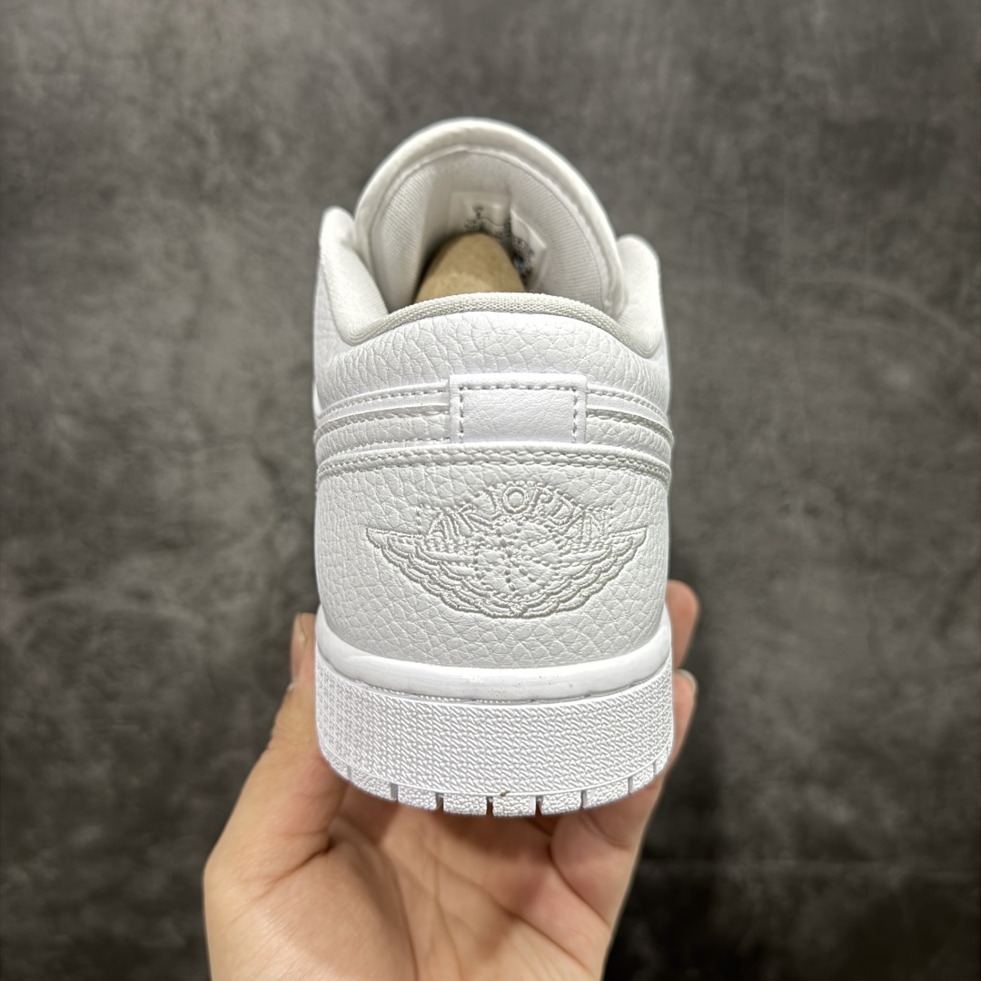 图片[4]-【小dt版本】Air Jordan AJ1 Low 低帮 纯白 553558-130 全新流水线出品 DT版本唯一平替选择 市场第二梯队最强版 全部原鞋开发 原楦原纸板开发 全鞋电脑针车 原厂内置全掌气垫 原盒内在原标 唯一Zp原版鞋带绑法 免检产品 全新2022版型 全头层皮料 完美零毛边处理 原厂配置全掌气垫 价格定位良心 尺码：36 36.5 37.5 38 38.5 39 40 40.5 41 42 42.5 43 44 44.5 45 46-选品中心