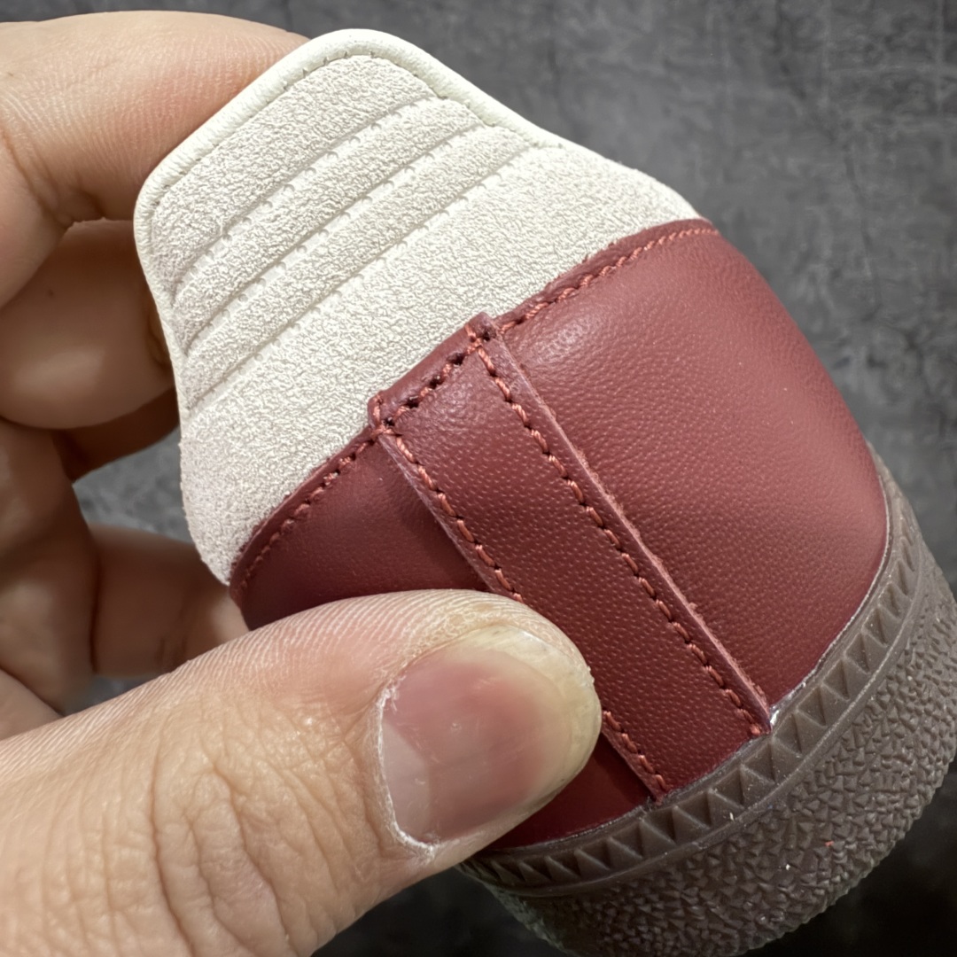 图片[2]-【CG纯原】市面最顶级品质没有之一！ 此版鞋身全部采用进口原厂头层皮 原厂头层 区分市面偷工减料！ Adidas Originals Samba 桑巴德训鞋 红白 原版原楦原材，99.999%还原度 鞋带都是原厂的，系鞋带的方式都同步ZP！ 货号：JI3216 尺码：36 36.5 37 38 38.5 39 40 40.5 41 42 42.5 43 44 44.5 45-选品中心