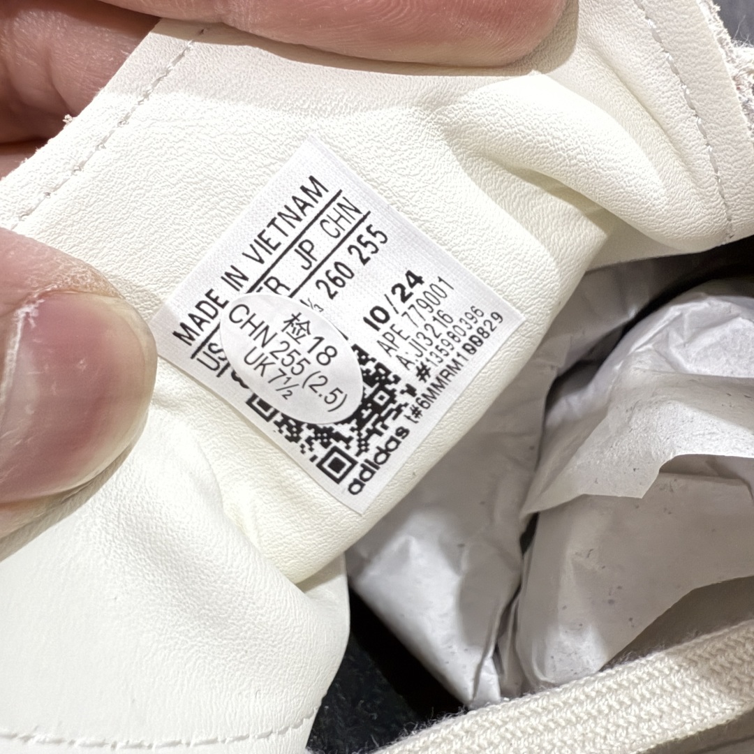 图片[8]-【CG纯原】市面最顶级品质没有之一！ 此版鞋身全部采用进口原厂头层皮 原厂头层 区分市面偷工减料！ Adidas Originals Samba 桑巴德训鞋 红白 原版原楦原材，99.999%还原度 鞋带都是原厂的，系鞋带的方式都同步ZP！ 货号：JI3216 尺码：36 36.5 37 38 38.5 39 40 40.5 41 42 42.5 43 44 44.5 45-选品中心