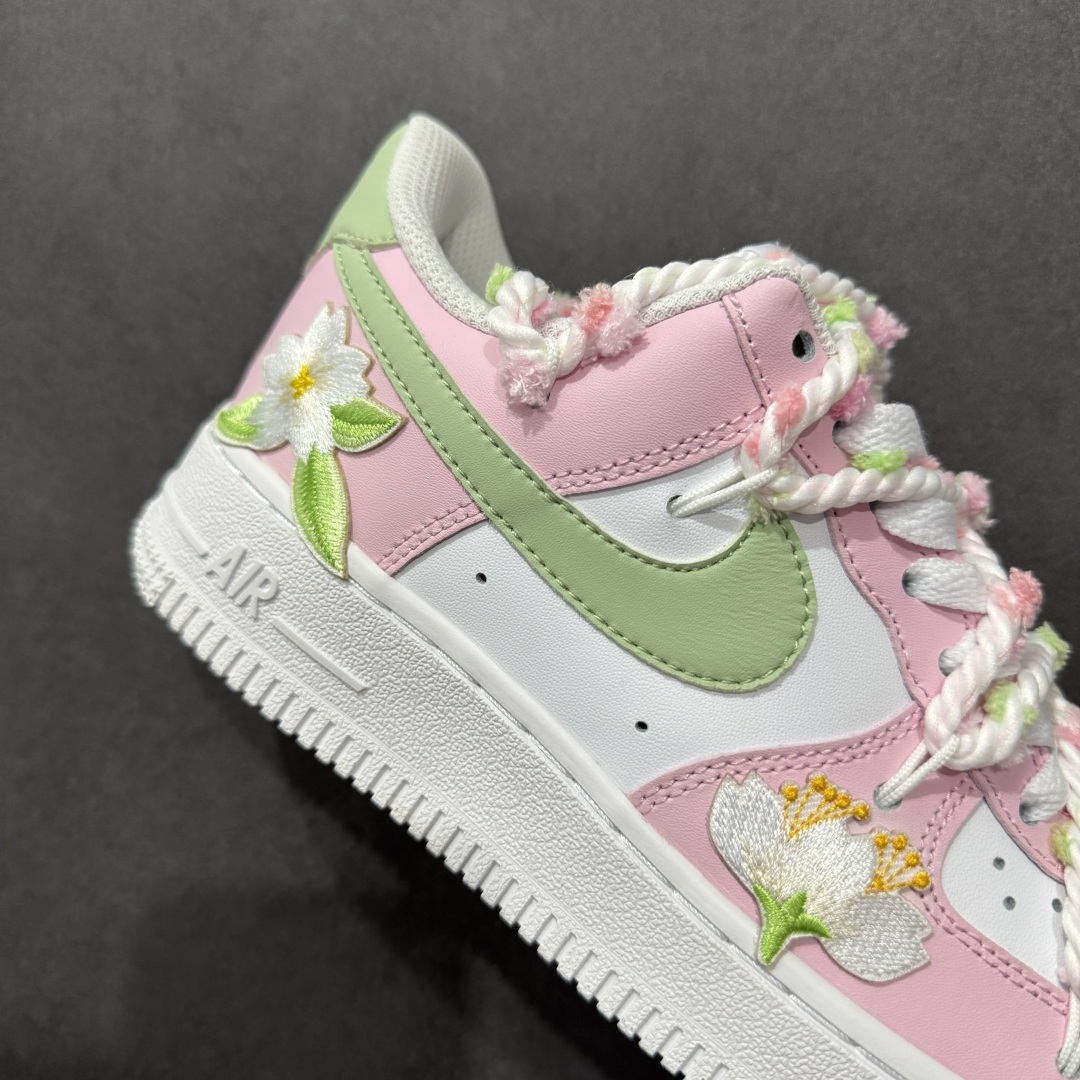 260  【定制版】Nike Air Force 1'07 Low 万花弄 春日 空军一号低帮休闲板鞋 VV1999-013