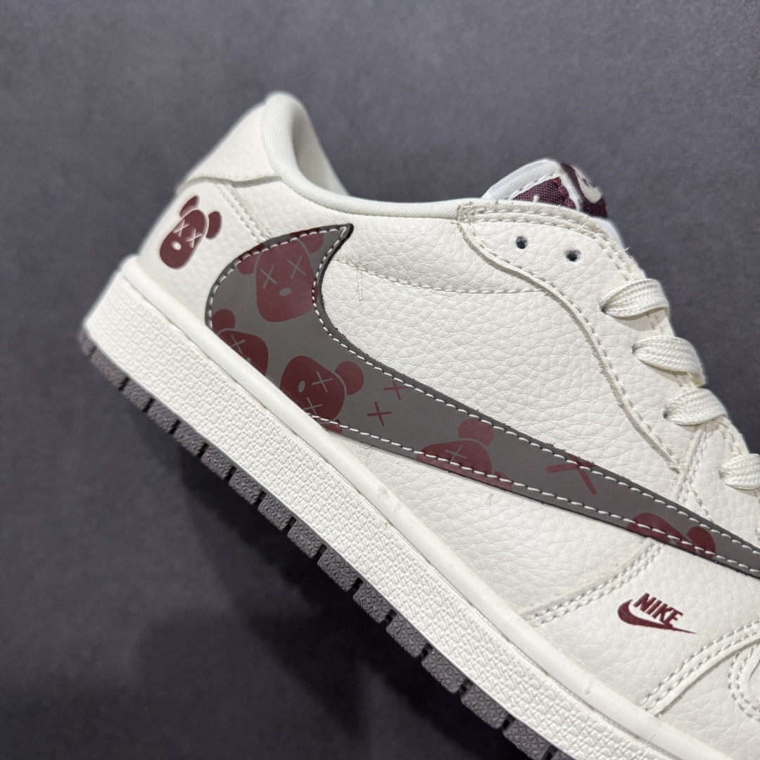 280  【定制版】Travis Scott x Fragment Design x Air Jordan 1 Low OG SP 乔1暴力熊联名 米白棕熊 低帮文化休闲板鞋 LD2025-004