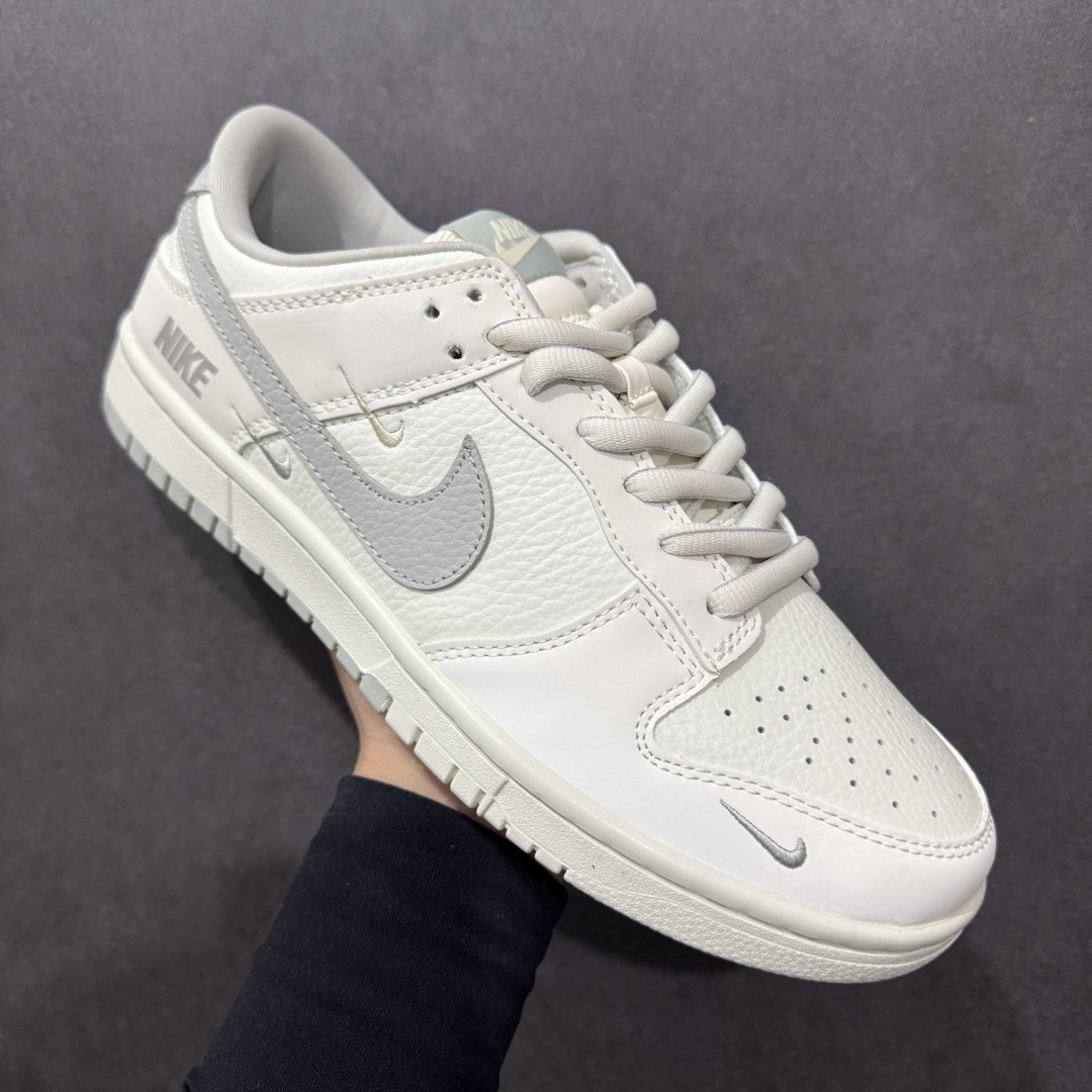 280  【定制版】Nike SB Dunk Low 联名三勾 米灰配色 低帮休闲运动滑板板鞋 SC9207-401