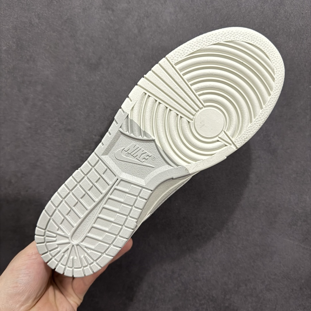 280  【定制版】Nike SB Dunk Low 联名三勾 米灰配色 低帮休闲运动滑板板鞋 SC9207-401