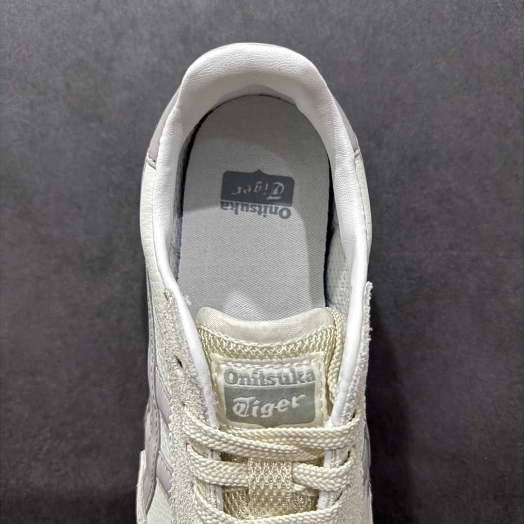 图片[7]-【公司级】Onitsuka Tiger鬼塚虎/鬼冢虎阿甘鞋EDR 78™休闲鞋78系列 中性休闲运动鞋 复古风的日常百搭神器它的设计灵感来源于经典跑步鞋，简约又不失时尚感。经典配色让整双鞋看起来特别温暖，搭配牛仔裤或者休闲裤都非常合适。鞋身采用优质材料制成，穿着起来轻便又舒适，长时间走路也不会觉得累。这双鞋的设计细节也很用心，鞋底纹路清晰，抓地力强，适合各种场合。无论是日常通勤还是周末出游，它都能成为你的最佳拍档。 尺码： 36-45 含半码 编码： FS220240-选品中心