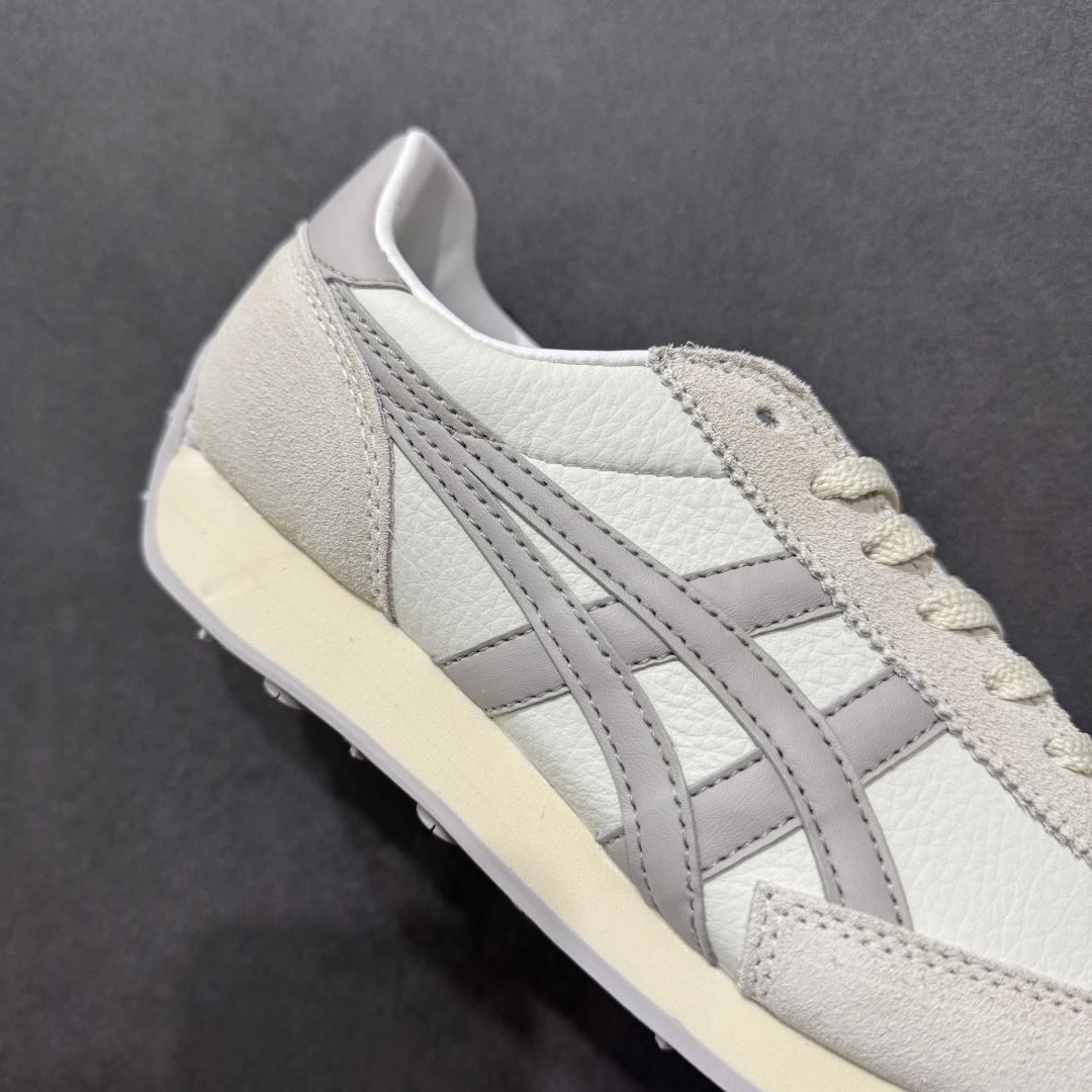 图片[6]-【公司级】Onitsuka Tiger鬼塚虎/鬼冢虎阿甘鞋EDR 78™休闲鞋78系列 中性休闲运动鞋 复古风的日常百搭神器它的设计灵感来源于经典跑步鞋，简约又不失时尚感。经典配色让整双鞋看起来特别温暖，搭配牛仔裤或者休闲裤都非常合适。鞋身采用优质材料制成，穿着起来轻便又舒适，长时间走路也不会觉得累。这双鞋的设计细节也很用心，鞋底纹路清晰，抓地力强，适合各种场合。无论是日常通勤还是周末出游，它都能成为你的最佳拍档。 尺码： 36-45 含半码 编码： FS220240-选品中心