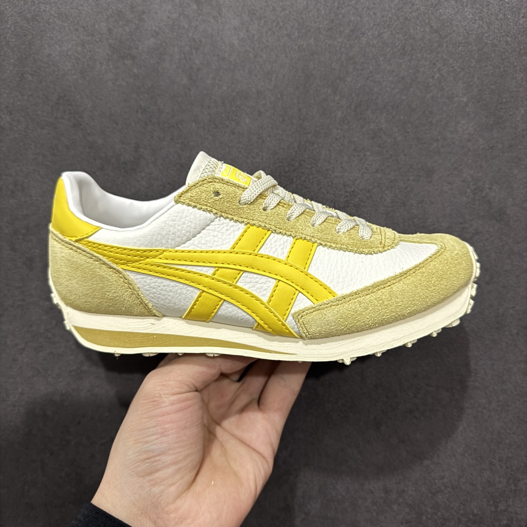 【公司级】Onitsuka Tiger鬼塚虎/鬼冢虎阿甘鞋EDR 78™休闲鞋78系列 中性休闲运动鞋 复古风的日常百搭神器它的设计灵感来源于经典跑步鞋,简约又不失时尚感。经典配色让整双鞋看起来特别温暖,搭配牛仔裤或者休闲裤都非常合适。鞋身采用优质材料制成,穿着起来轻便又舒适,长时间走路也不会觉得累。这双鞋的设计细节也很用心,鞋底纹路清晰,抓地力强,适合各种场合。无论是日常通勤还是周末出游,它都能成为你的最佳拍档。 尺码: 36-45 含半码 编码: FS220240-选品中心