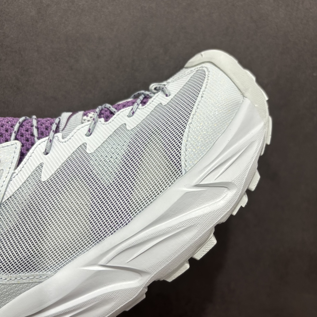 图片[5]-【绿x版】Hoka W Hopara 2 霍帕拉系列水路两用溯溪涉水休闲户外露营凉鞋 作为先锋品牌的 HOKA ONE ONE总是以独特的方式 HOPARA是一款溯溪鞋 又名排水鞋 可长期用于涉水和溯溪 保护脚底和脚趾的安全和舒适 鞋面材料速干 透气 耐磨 鞋底防滑 耐磨 抓地能力强 出于安全考虑 设计要求较高-涉水溯溪过程中 水 泥沙 可以直接从鞋内大孔排出 细纹鞋底使在岩石上抓地能力强 避免打滑 而上路后 鞋面具有快干透气等优点 尺码：36 36.5 37.5 38 39 40 40.5 41 42 42.5 43 44 45-选品中心