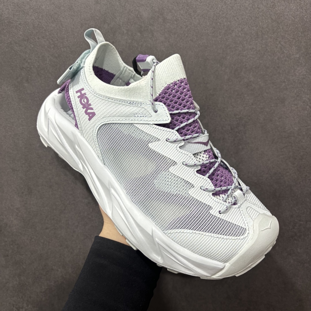 图片[3]-【绿x版】Hoka W Hopara 2 霍帕拉系列水路两用溯溪涉水休闲户外露营凉鞋 作为先锋品牌的 HOKA ONE ONE总是以独特的方式 HOPARA是一款溯溪鞋 又名排水鞋 可长期用于涉水和溯溪 保护脚底和脚趾的安全和舒适 鞋面材料速干 透气 耐磨 鞋底防滑 耐磨 抓地能力强 出于安全考虑 设计要求较高-涉水溯溪过程中 水 泥沙 可以直接从鞋内大孔排出 细纹鞋底使在岩石上抓地能力强 避免打滑 而上路后 鞋面具有快干透气等优点 尺码：36 36.5 37.5 38 39 40 40.5 41 42 42.5 43 44 45-选品中心