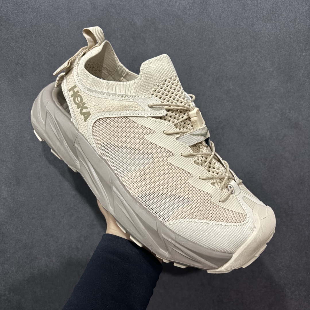 图片[3]-【绿x版】Hoka W Hopara 2 霍帕拉系列水路两用溯溪涉水休闲户外露营凉鞋 作为先锋品牌的 HOKA ONE ONE总是以独特的方式 HOPARA是一款溯溪鞋 又名排水鞋 可长期用于涉水和溯溪 保护脚底和脚趾的安全和舒适 鞋面材料速干 透气 耐磨 鞋底防滑 耐磨 抓地能力强 出于安全考虑 设计要求较高-涉水溯溪过程中 水 泥沙 可以直接从鞋内大孔排出 细纹鞋底使在岩石上抓地能力强 避免打滑 而上路后 鞋面具有快干透气等优点 尺码：36 36.5 37.5 38 39 40 40.5 41 42 42.5 43 44 45-选品中心