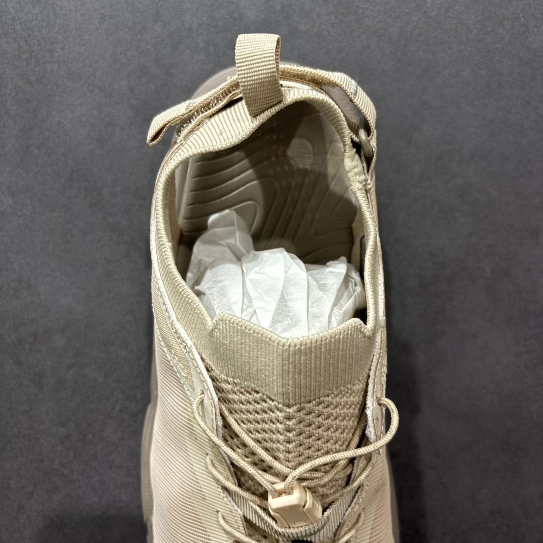 图片[7]-【绿x版】Hoka W Hopara 2 霍帕拉系列水路两用溯溪涉水休闲户外露营凉鞋 作为先锋品牌的 HOKA ONE ONE总是以独特的方式 HOPARA是一款溯溪鞋 又名排水鞋 可长期用于涉水和溯溪 保护脚底和脚趾的安全和舒适 鞋面材料速干 透气 耐磨 鞋底防滑 耐磨 抓地能力强 出于安全考虑 设计要求较高-涉水溯溪过程中 水 泥沙 可以直接从鞋内大孔排出 细纹鞋底使在岩石上抓地能力强 避免打滑 而上路后 鞋面具有快干透气等优点 尺码：36 36.5 37.5 38 39 40 40.5 41 42 42.5 43 44 45-选品中心