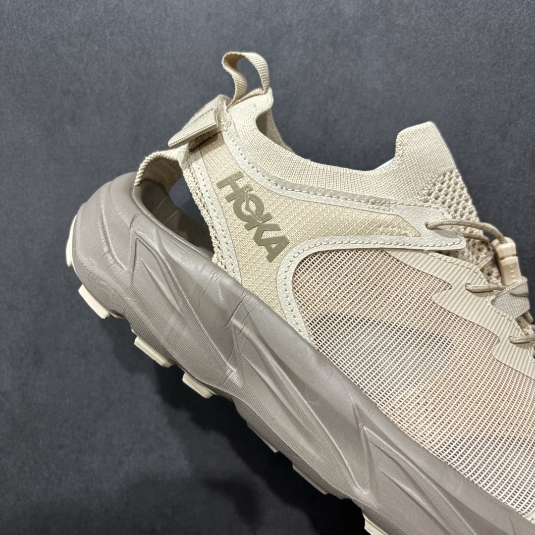 图片[6]-【绿x版】Hoka W Hopara 2 霍帕拉系列水路两用溯溪涉水休闲户外露营凉鞋 作为先锋品牌的 HOKA ONE ONE总是以独特的方式 HOPARA是一款溯溪鞋 又名排水鞋 可长期用于涉水和溯溪 保护脚底和脚趾的安全和舒适 鞋面材料速干 透气 耐磨 鞋底防滑 耐磨 抓地能力强 出于安全考虑 设计要求较高-涉水溯溪过程中 水 泥沙 可以直接从鞋内大孔排出 细纹鞋底使在岩石上抓地能力强 避免打滑 而上路后 鞋面具有快干透气等优点 尺码：36 36.5 37.5 38 39 40 40.5 41 42 42.5 43 44 45-选品中心