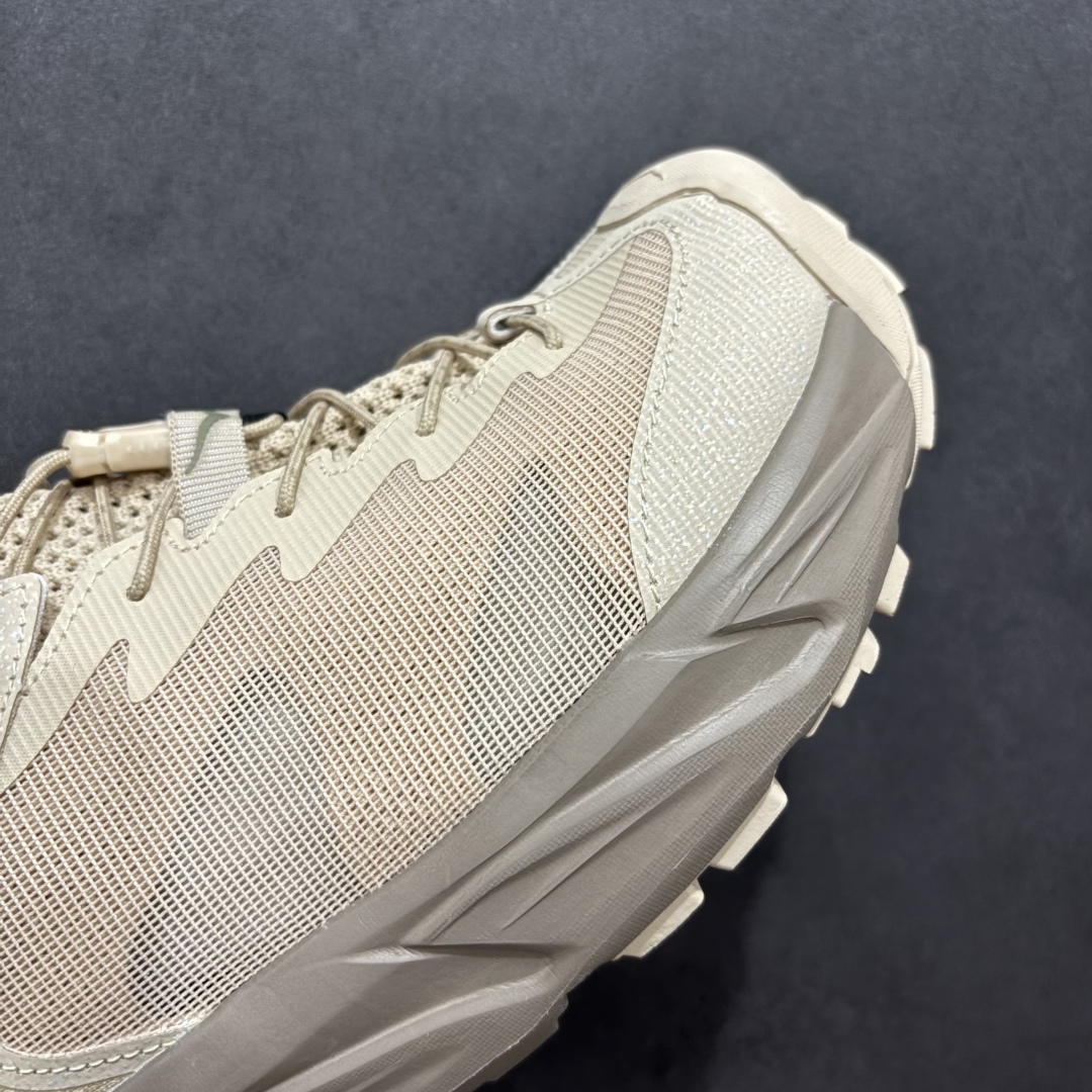 图片[5]-【绿x版】Hoka W Hopara 2 霍帕拉系列水路两用溯溪涉水休闲户外露营凉鞋 作为先锋品牌的 HOKA ONE ONE总是以独特的方式 HOPARA是一款溯溪鞋 又名排水鞋 可长期用于涉水和溯溪 保护脚底和脚趾的安全和舒适 鞋面材料速干 透气 耐磨 鞋底防滑 耐磨 抓地能力强 出于安全考虑 设计要求较高-涉水溯溪过程中 水 泥沙 可以直接从鞋内大孔排出 细纹鞋底使在岩石上抓地能力强 避免打滑 而上路后 鞋面具有快干透气等优点 尺码：36 36.5 37.5 38 39 40 40.5 41 42 42.5 43 44 45-选品中心