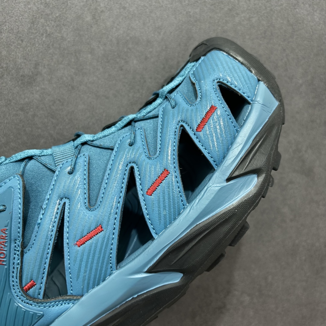 图片[5]-【绿x版】HOKA One One Hopara Sandals 霍帕拉系列水路两用溯溪涉水休闲户外露营凉鞋 作为先锋品牌的 HOKA ONE ONE总是以独特的方式 HOPA RA是一款溯溪鞋 又名排水鞋 可长期用于涉水和溯溪 保护脚底和脚趾的安全和舒适 鞋面材料速干 透气 耐磨 鞋底防滑 耐磨 抓地能力强 出于安全考虑 设计要求较高 涉水溯溪过程中 水 泥沙 可以直接从鞋内大孔排出 细纹鞋底使在岩石上抓地能力强 避免打滑 而上路后 鞋面具有快干透气等优点 尺码：36 36.5 37.5 38 39 40 40.5 41 42 42.5 43 44 45-选品中心