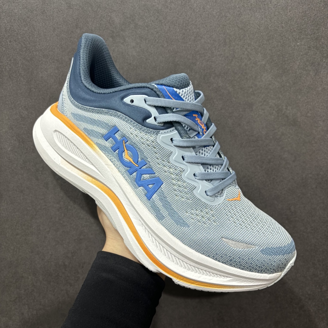  
HOKA BONDI 9 邦迪9代 高品质 原材料开发 鞋面采用特别透气的工程网布  中底还是HOK