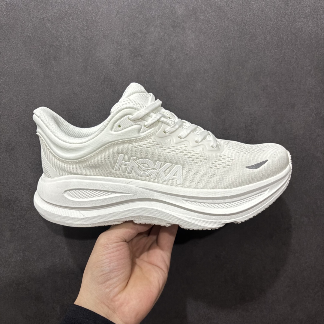  
HOKA BONDI 9 邦迪9代 高品质 原材料开发 鞋面采用特别透气的工程网布  中底还是HOK