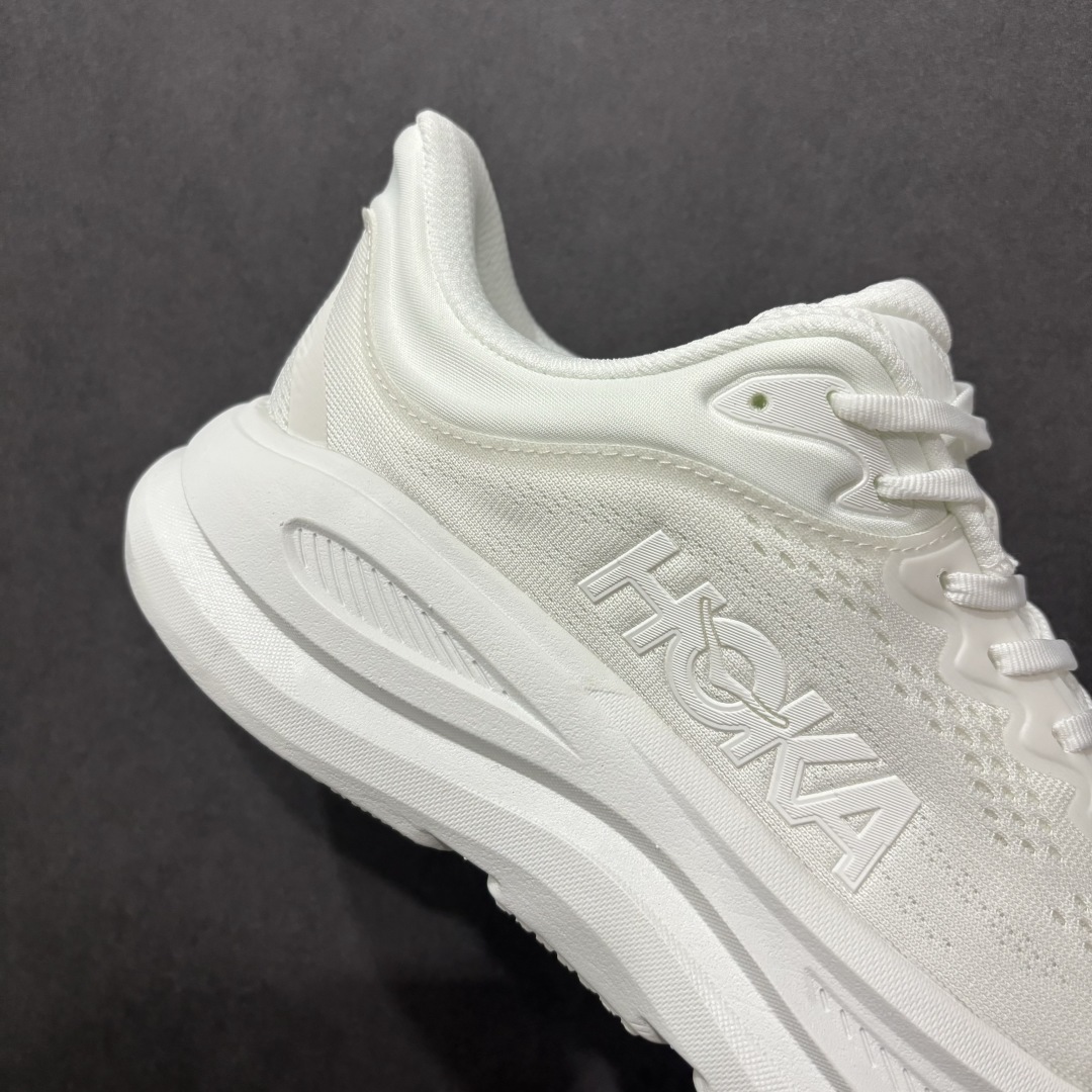  
HOKA BONDI 9 邦迪9代 高品质 原材料开发 鞋面采用特别透气的工程网布  中底还是HOK