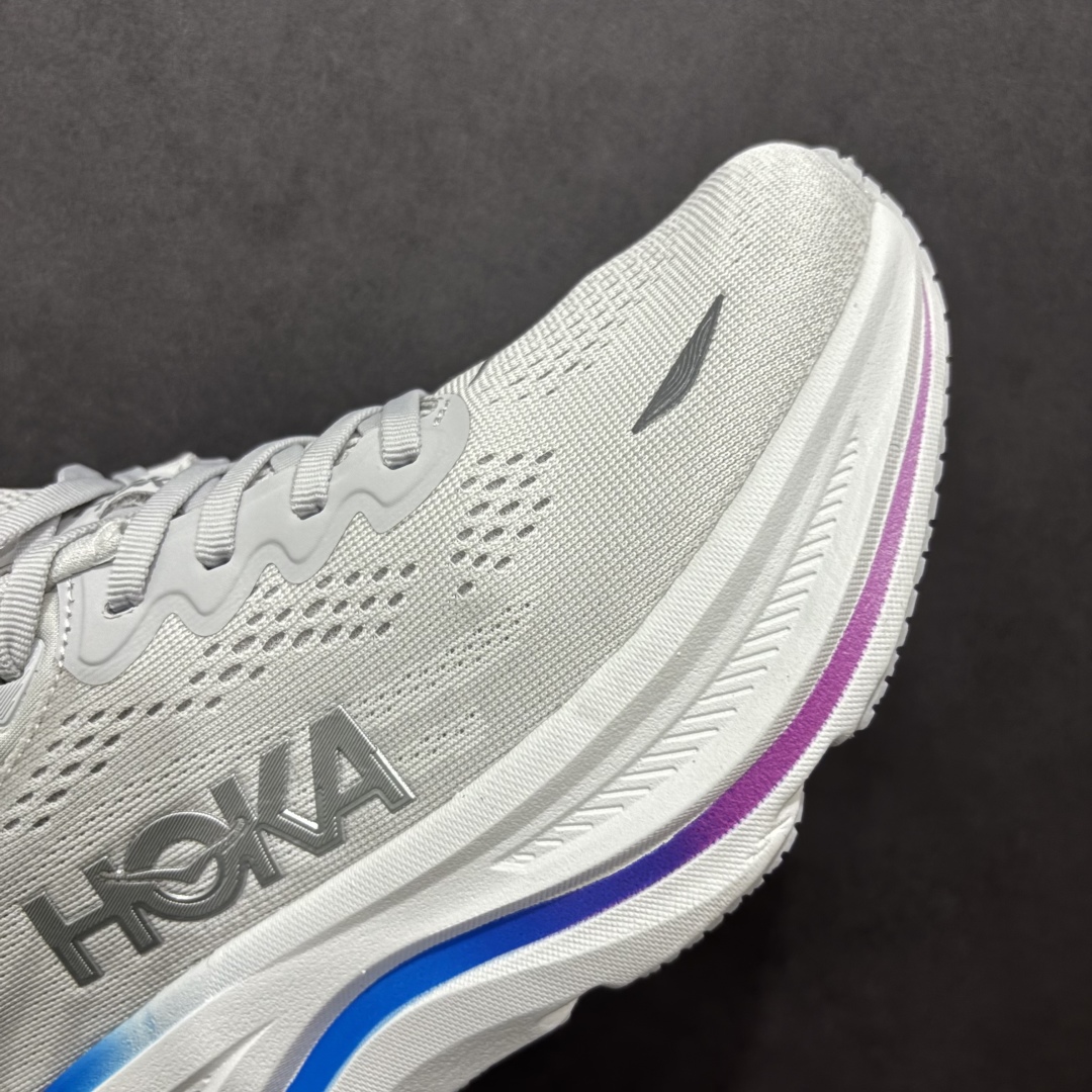  
HOKA BONDI 9 邦迪9代 高品质 原材料开发 鞋面采用特别透气的工程网布  中底还是HOK