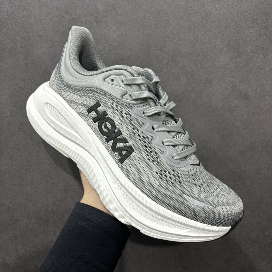  
HOKA BONDI 9 邦迪9代 高品质 原材料开发 鞋面采用特别透气的工程网布  中底还是HOK