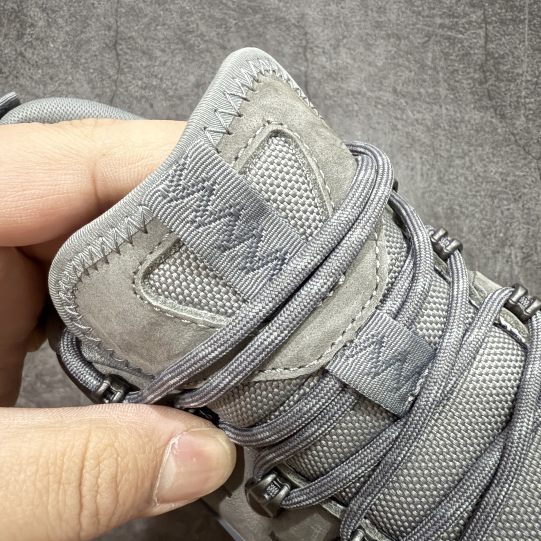 图片[6]-【纯原版本】Hidden Characters HOKA ONE ONE Tor Summit 2 萨米特 棕色 萨米特系列耐磨減震低帮户外功能运动鞋 鞋款特别研发使用性能独特的几何形跑鞋中底，此种鞋底更厚、更高、回弹性也更好，除了卓越的缓冲性能，它还能为各种阶段的跑者带来更具动感、更加稳定的跑步体验。HOKA ONE ONE从设计之初就清楚意识到，要保证跑者步幅的均匀一致，双脚自然而然的运动至关重要  尺码：36 36.5 37 38 38.5 39 40 40.5 41 42 42.5 43 44 45-选品中心