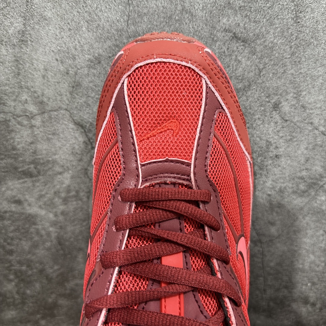 图片[5]-【外贸版】Supreme x Nike Shox Ride 2 SP联名扣篮系列休闲运动鞋.时尚男女篮球鞋缓震慢跑鞋 DN1615 101 Shox系列 舒适与时尚的完美结合，这款现代经典之作，凭借脚跟下方的四个支撑柱和前脚掌的Max Air技术，提供卓越的响应性缓震。鞋面采用真皮与合成革的混合材料，柔软且耐用。此外，鞋身的网眼材料和脚踝周围的通风孔得到了增强，能够保持脚部的凉爽。泡绵中底，橡胶外底。 货号： DN1615-600 尺码： 40-46 编码： T260270-选品中心