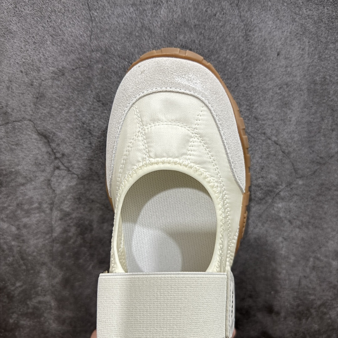 360  【广东纯原版本】Miumiu 25ss Tyre系列春夏新款 饼干鞋 阿甘鞋休闲运动鞋