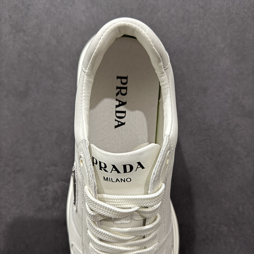 图片[7]-【广东纯原版本】PRADA普拉达 厚底徽标系带运动休闲男鞋系列 #广东大厂品质 专柜同步 大气个性更潮更抢眼更追求档次，它将颠覆旧念，与您共度时尚潮人必备! 面料采用原版进口小牛皮 牛皮内里垫脚 橡胶发泡大底 轻便防滑耐磨 脚感舒适 款式耐看做工精细 配以简洁利落的鞋楦 彰显男人的果敢和硬朗 尺码：38-44（皮鞋码）-选品中心